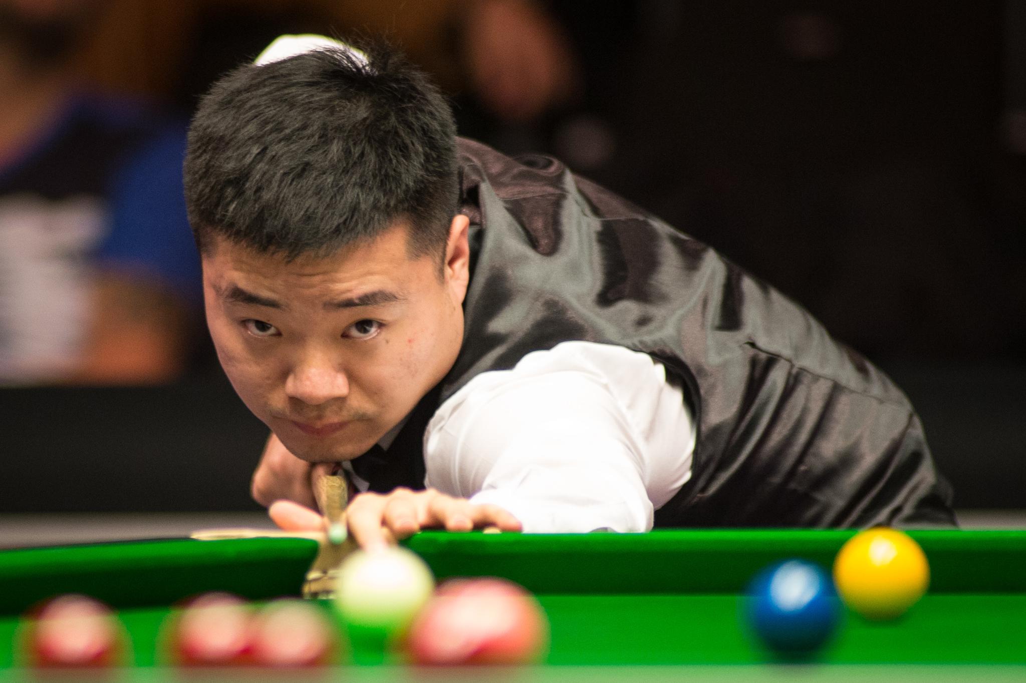 河南光速扳平！卡多索一脚穿裆两“小门”，薛庆浩低级失误