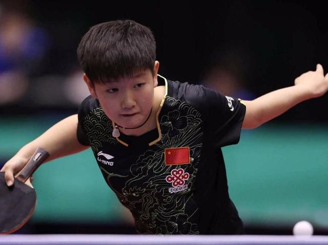 今天 02：02德国后卫纳姆迪-科林斯法兰克福首秀国家队世预赛斯洛伐克4