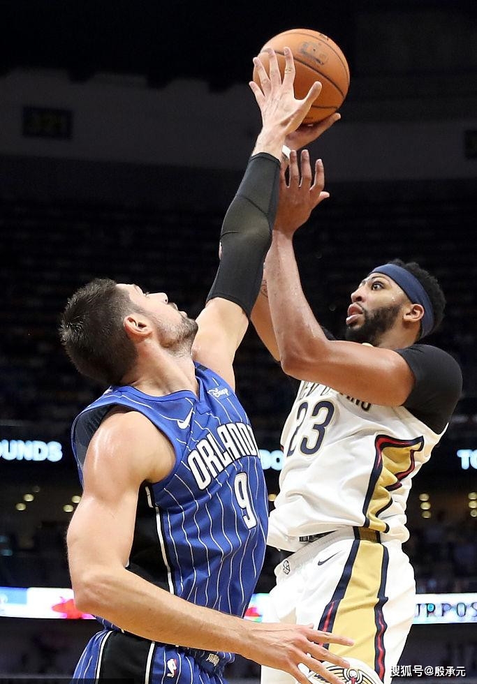 哈登晒照庆祝6连胜！送全队每人签名鞋太暖心 揭秘快船本赛季崛起原因