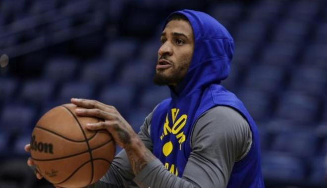 曼尼·马查多在季后赛期间因“跑垒争议动作”引发广泛讨论