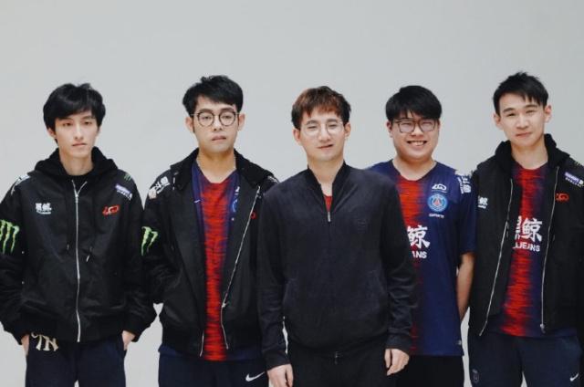 切尔西宣布主帅马雷斯卡离任