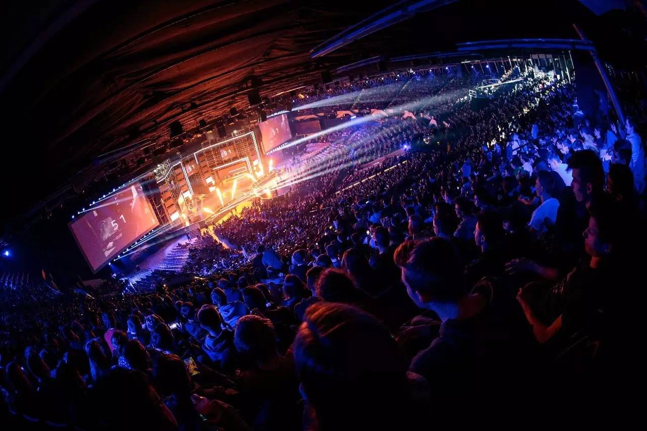比分胶着至