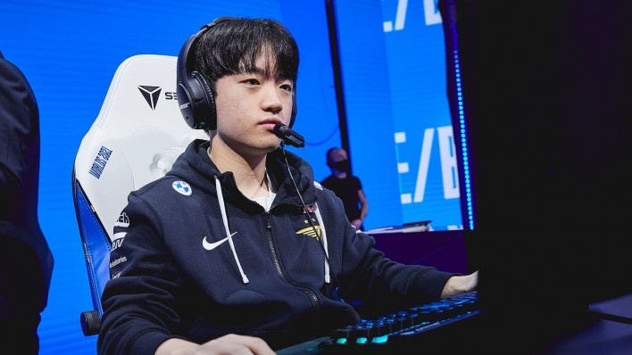 波尔津吉斯30+8杜兰特空砍30分 凯尔特人大胜太阳